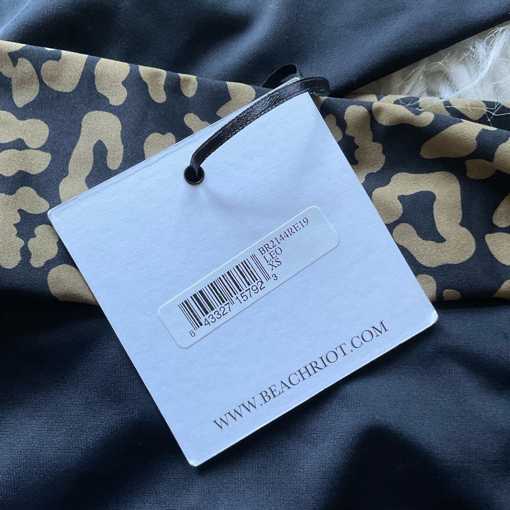 🆕 Beach Riot Women's One Piece With Leopard Tie - Picture 5 of 8